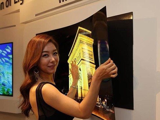 TV mong nhu giay, dinh len tuong bang nam cham hinh anh