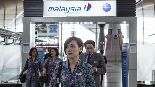 Malaysia Airlines sap sa thai toan bo 20.000 nhan vien hinh anh