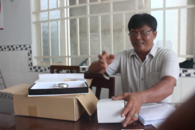 Canh giac voi chieu mua hang nhan thuong hinh anh