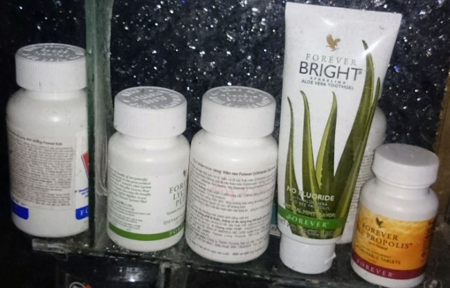 Một số vỏ sản phẩm trong “bộ sưu tập” của Đinh Văn Lối.