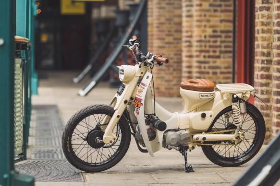 Nhưng chiếc Enid mà Pip Davidson độ không hề “hiền lành” như vẻ bề ngoài.