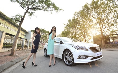 Suc mua oto thang 5: Cham lai de tang toc? hinh anh