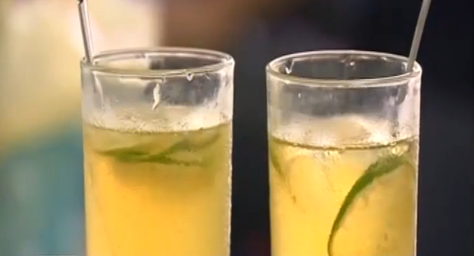 Tra chanh thom ngon pha bang bot tinh luyen hinh anh