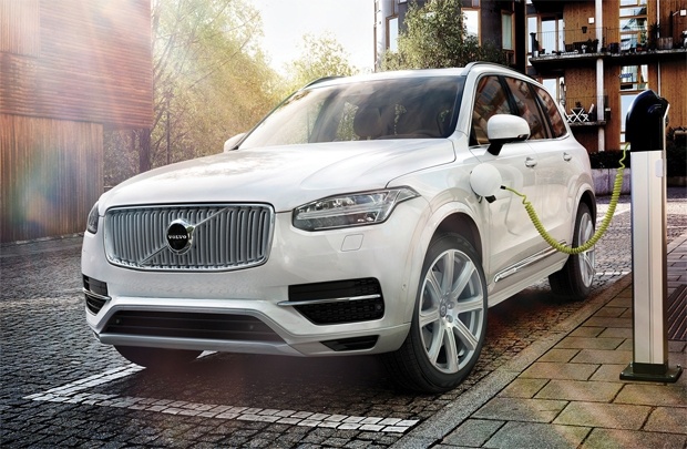 Xe may dau gap kho o chau Au hinh anh