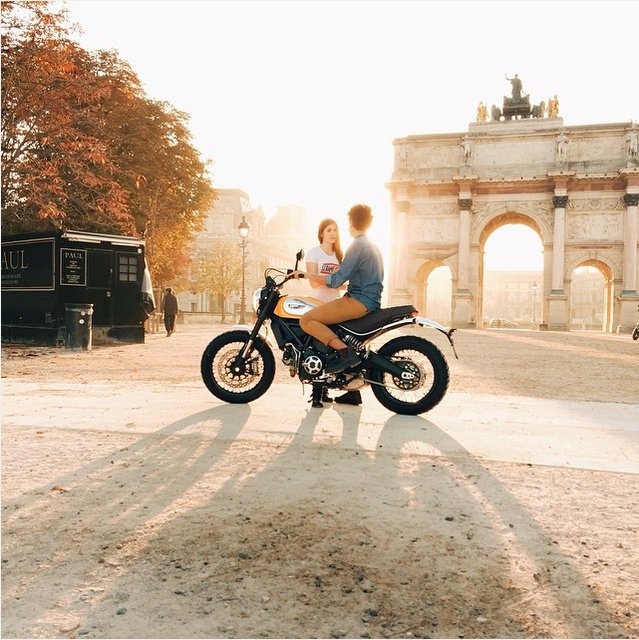 Ông cũng hợp tác với các thương hiệu khác như Ducati.