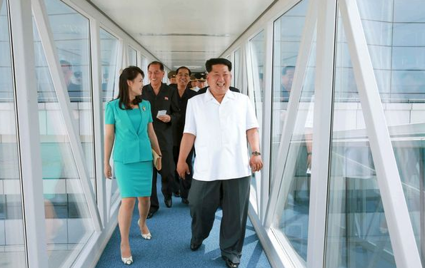 Diplomat neu ly do Trieu Tien xu tu kien truc su xay san bay hinh anh