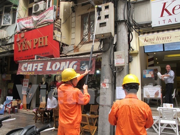 Nguoi dan co the tham gia kiem soat viec ghi chi so cong to hinh anh