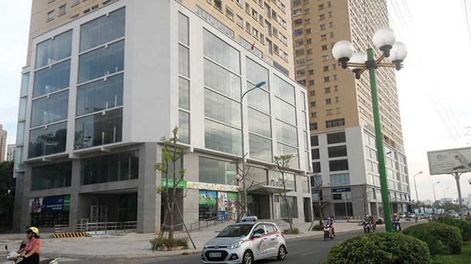 Mat bang ban le Ha Noi: 'Cuoc chien' duoi chan chung cu hinh anh