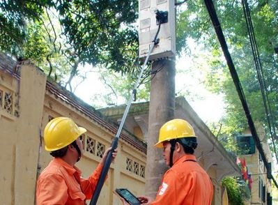 Chi 110 ty dong moi thang chi de ghi... cong to dien hinh anh