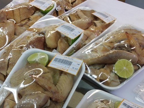 Ga ngoai dong lanh, gia re tran vao Viet Nam hinh anh