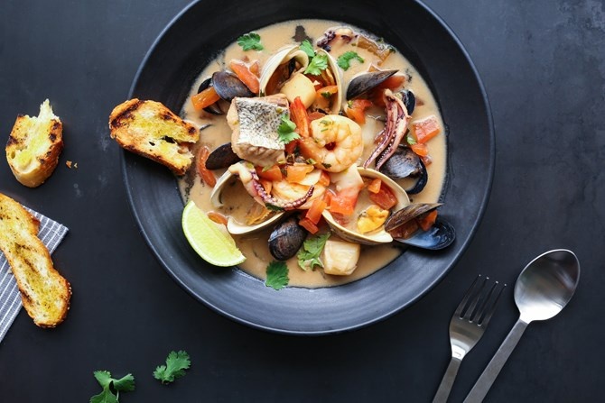 Mỗi món ăn của Munchery sẽ gắn kèm tên của đầu bếp làm ra món ăn và thành phần món ăn. 