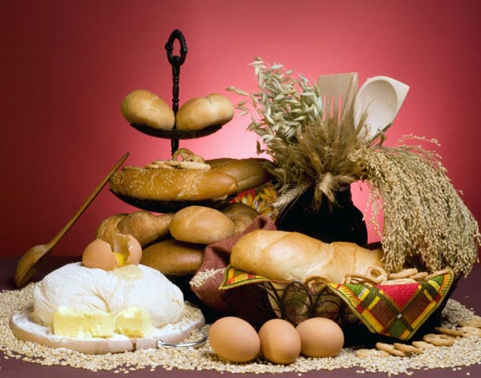 Thực phẩm chứa chất xơ: Đừng bao giờ bỏ qua các loại thực phẩm chứa chất xơ, những thực phẩm này giúp thanh lọc cơ thể.