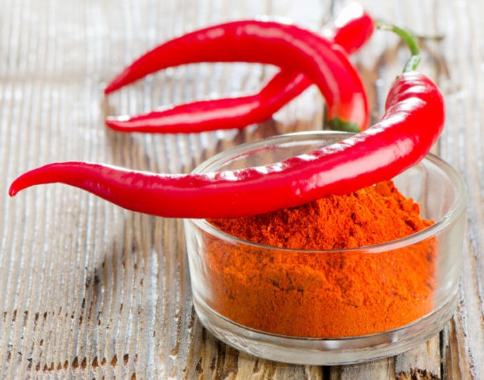 Thực phẩm cay: Thực phẩm chứa gia vị cũng là một trong những cách để giải độc cơ thể. Ớt chứa một phần nhỏ tốt cho dạ dày.