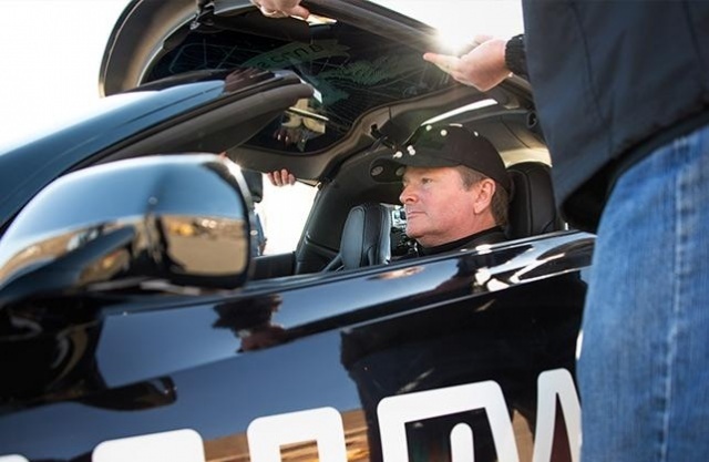 Xe hoi dieu khien bang y nghi hinh anh