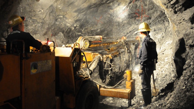 Xuat hoa don ban vang  nhung khong... giao vang hinh anh