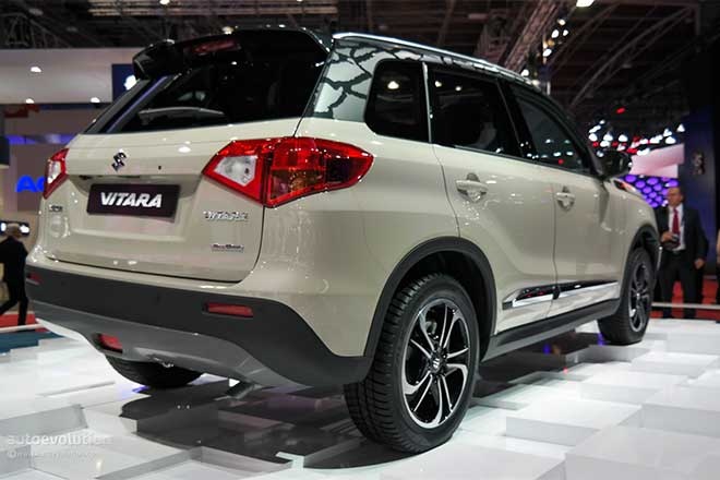 Một trong những điểm đáng chú ý của phiên bản này là trang bị hệ thống dẫn động bốn bánh ALLGRIP có 4 chế độ tiện dụng: Auto, Sport, Snow và Lock.