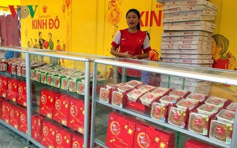 Thi truong banh trung thu: Khoi dong da co gia chuc trieu hinh anh