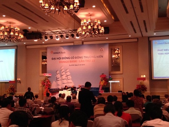 Ai muon mua mot nua Ngan hang Dong A? hinh anh