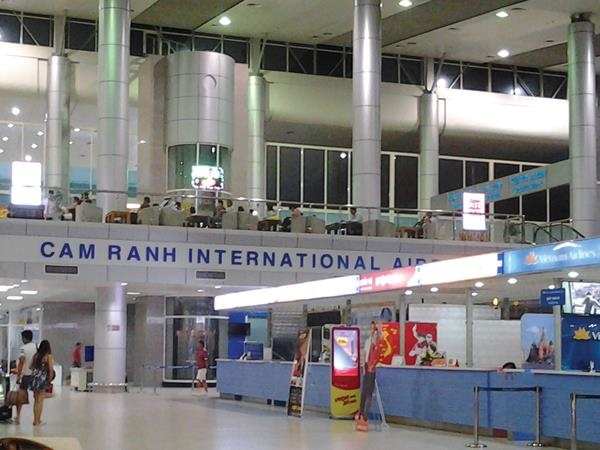 Nhung dai gia nao dang nham nhe rot von vao San bay Cam Ranh hinh anh