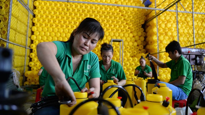 Tang luong toi thieu: Chua ben nao nhuong bo hinh anh