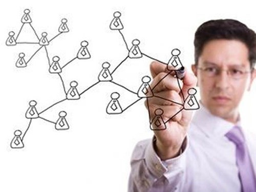 Bay da cap tu con sot tien ao Onecoin hinh anh