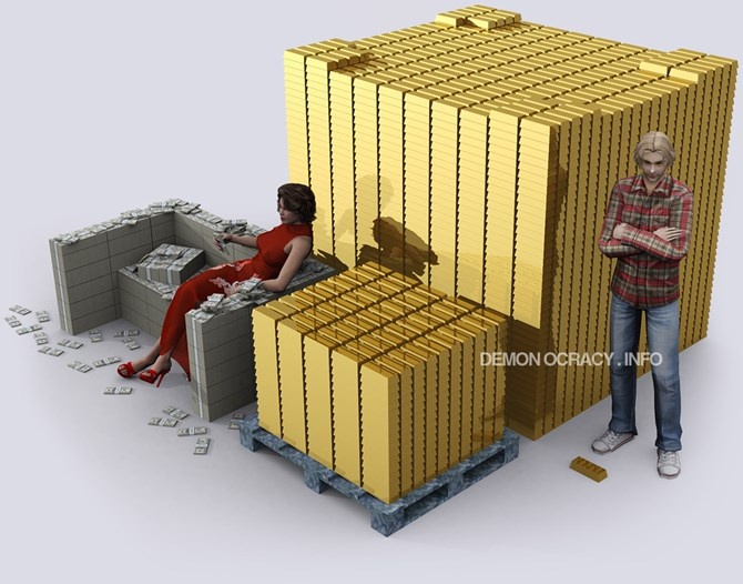 10 tấn vàng trông sẽ như thế này so với 100 tấn vàng.