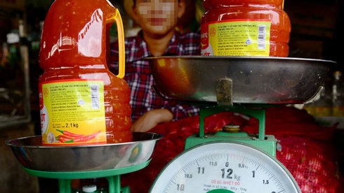 1 kg trai cay mua o cho ve chi con gan 7 lang hinh anh