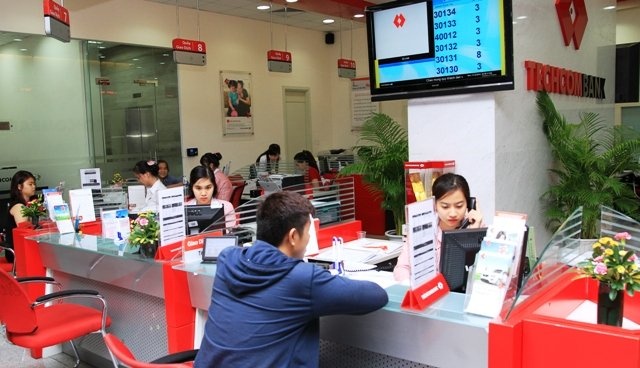 Lai suat thuc dang qua cao hinh anh