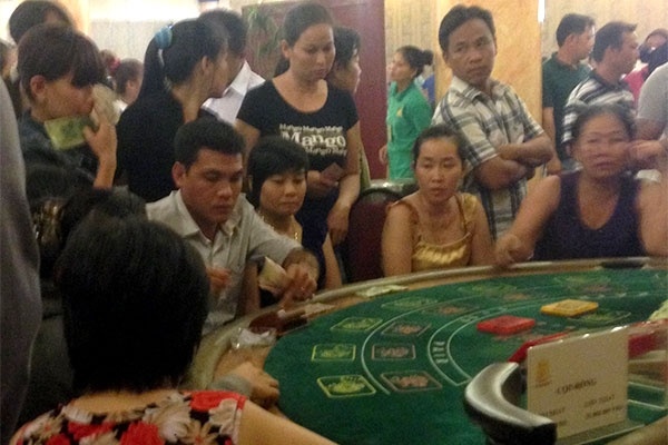 Bat luc nhin chu lo de bo tui 64.000 ty moi nam hinh anh