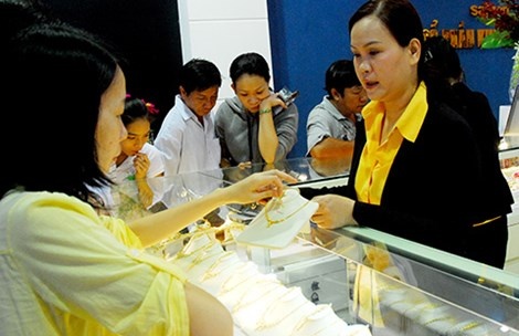 Mat ca tram ty, sao van lao vao vang ao? hinh anh