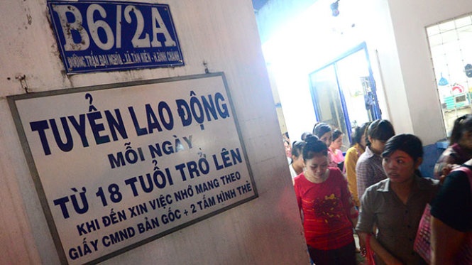 Một công ty da giày trên đường Trần Đại Nghĩa, huyện Bình Chánh (TP.HCM) thông báo tuyển dụng lao động ngày 8-10.