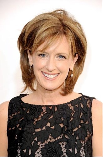 Anne Sweeney, đồng Chủ tịch của Disney Media Networks và Chủ tịch của Disney-ABC Television Group. Bà đang kiểm soát hàng trăm kênh truyền hình với lượng khán giả lên tới 600 triệu người ở 169 quốc gia.