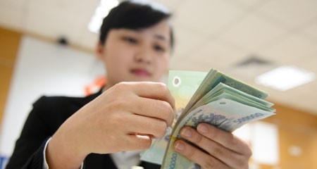 Nhan vien ABBank co thu nhap 12 trieu dong moi thang hinh anh