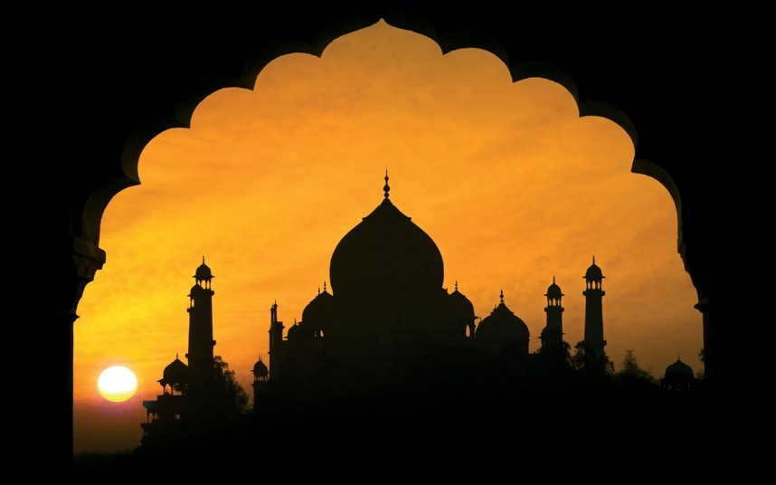 10. Ấn Độ Theo dự đoán, Ấn Độ sẽ có bước nhảy xa từ vị trí thứ 10 như hiện nay lên đứng thứ 4 trong bảng xếp hạng những nền kinh tế quyền lực nhất hành tinh vào năm 2022.