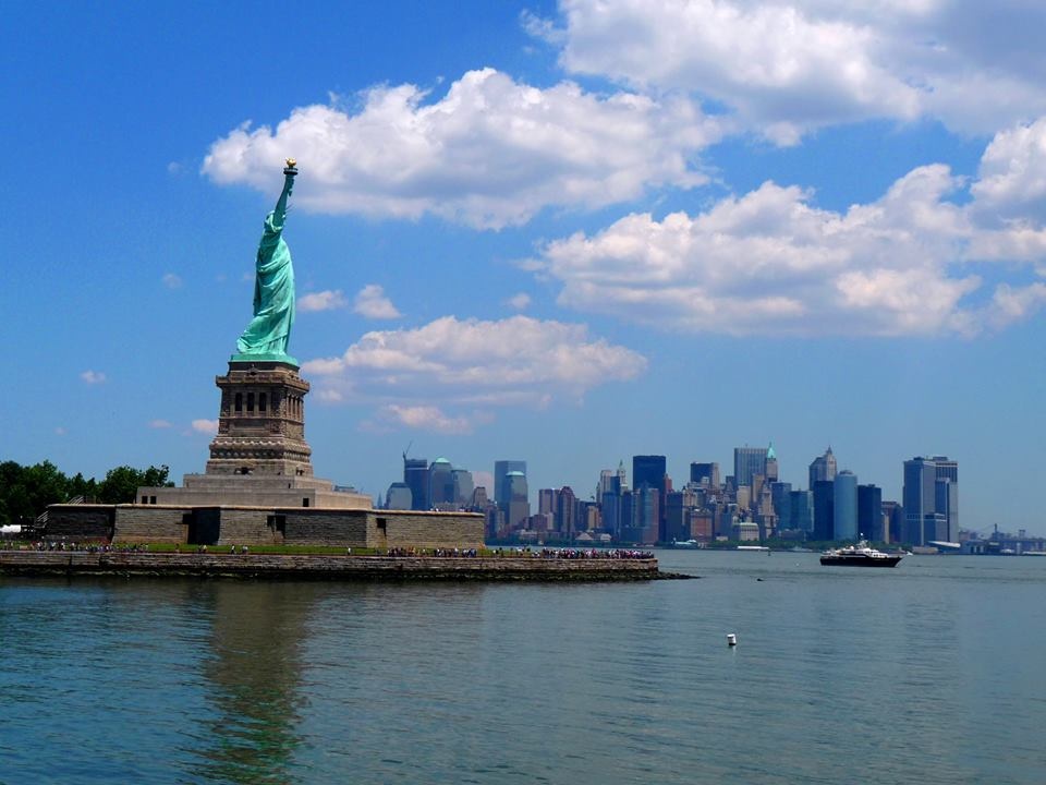 20 thanh pho giau nhat nuoc My hinh anh