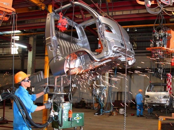 De xuat giam thue nhap khau linh kien oto ve 0% tu nam 2016 hinh anh