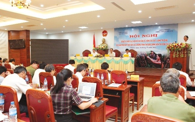 Vay tien de... cat gac bep, chuyen cu o Tay Nguyen hinh anh