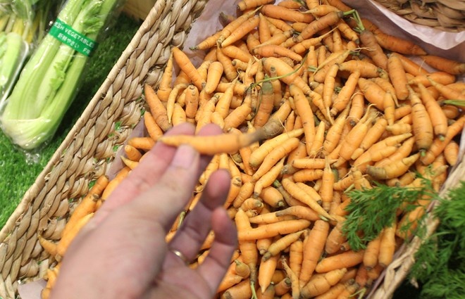 Ai 'giet' rau, thit sach? hinh anh