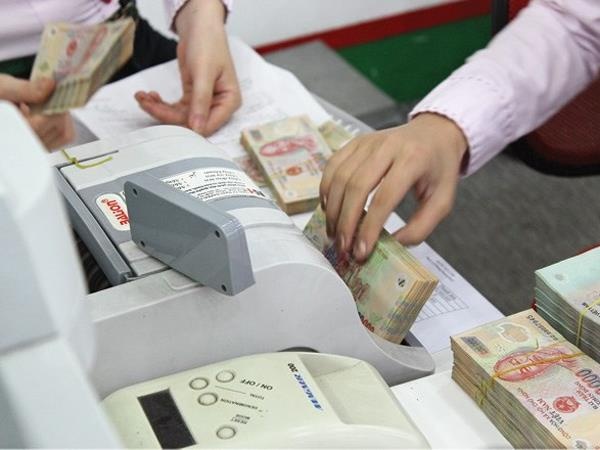 Lai suat co the tang trong nam 2016 hinh anh