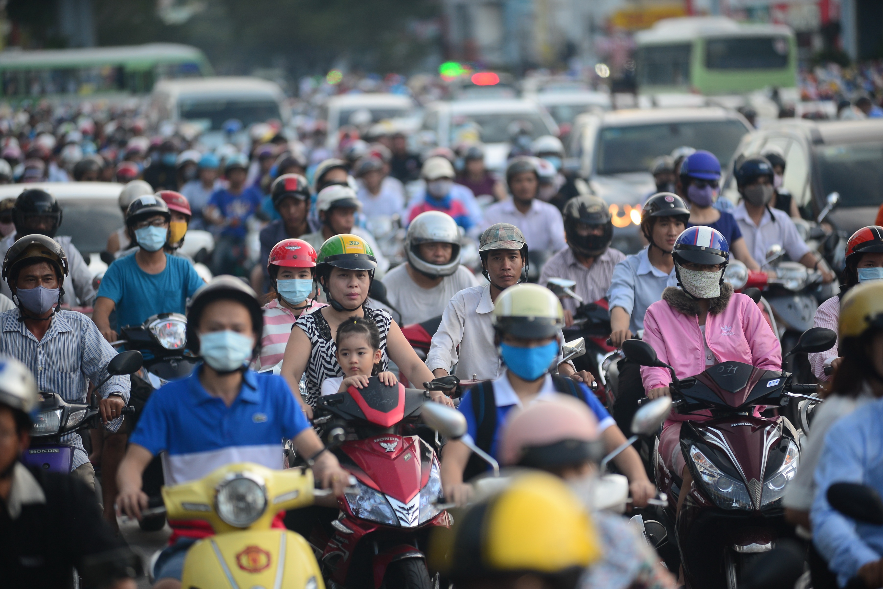 Phat trien ha tang TP HCM: Con thieu 42.000 ty dong hinh anh