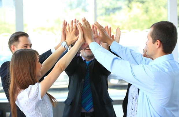 5 nhom nghe co muc luong, thuong cao nhat 2015 hinh anh