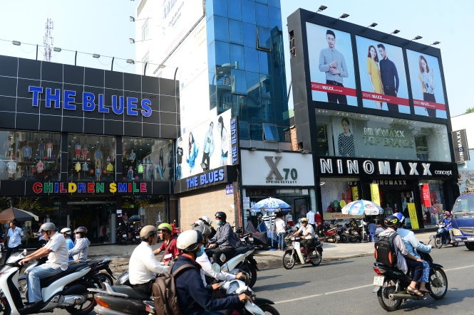 Hang online, hang xach tay gia re 'nuot gon' hang trong nuoc hinh anh