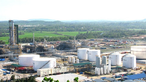 Nga dung dam phan mua 49% co phan nha may loc dau Dung Quat hinh anh