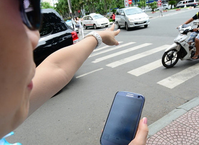 Con nhieu ong lon tham gia cuoc choi kieu Uber hinh anh