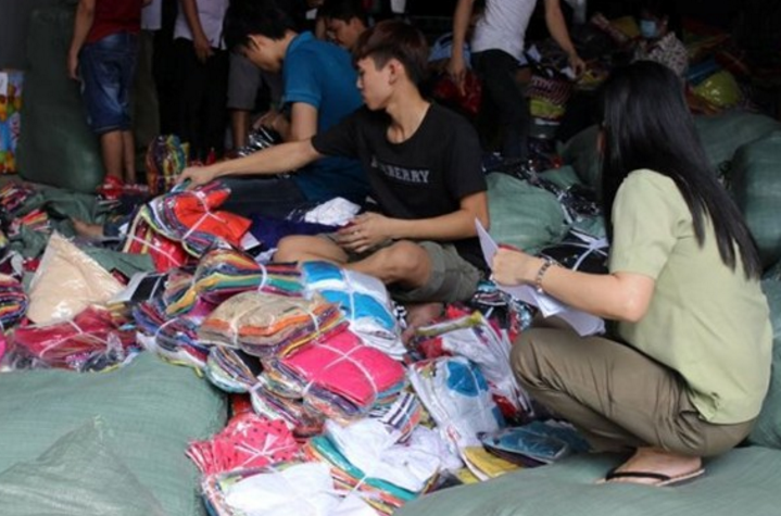 Quan ao gia mao thuong hieu Nike, Adidas ngoai nhap hinh anh