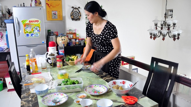Dao lon sinh hoat vi nguoi giup viec 'mat hut' hinh anh
