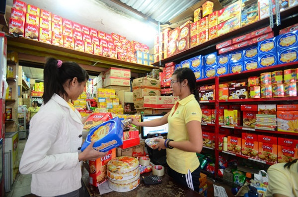 Doanh thu cua hang tap hoa dat gan 10 ty USD hinh anh