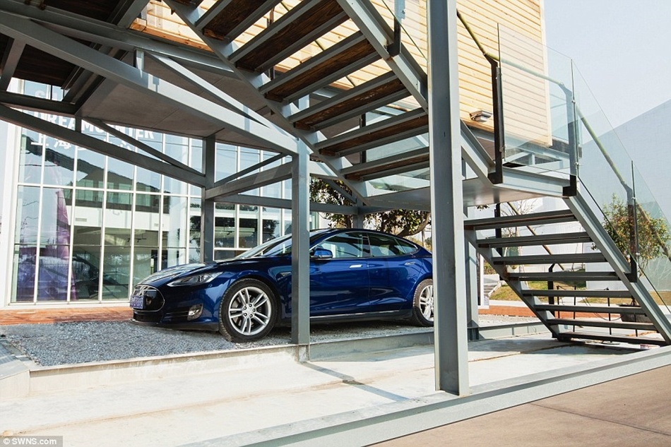 nha sieu mong 7m2 co cho do xe anh 5