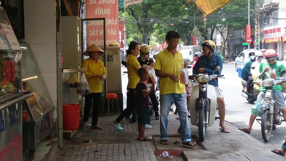 Hang giai nhiet o Sai Gon dat khach anh 1