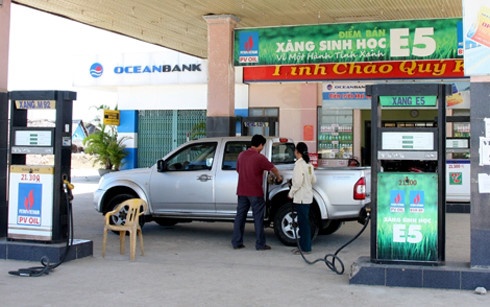 Khong co chuyen dung ban xang RON 92 tai 8 tinh thanh hinh anh